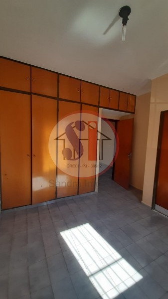 Casa à venda com 2 quartos, 94m² - Foto 8