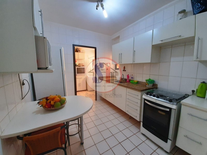 Apartamento à venda com 3 quartos, 95m² - Foto 8